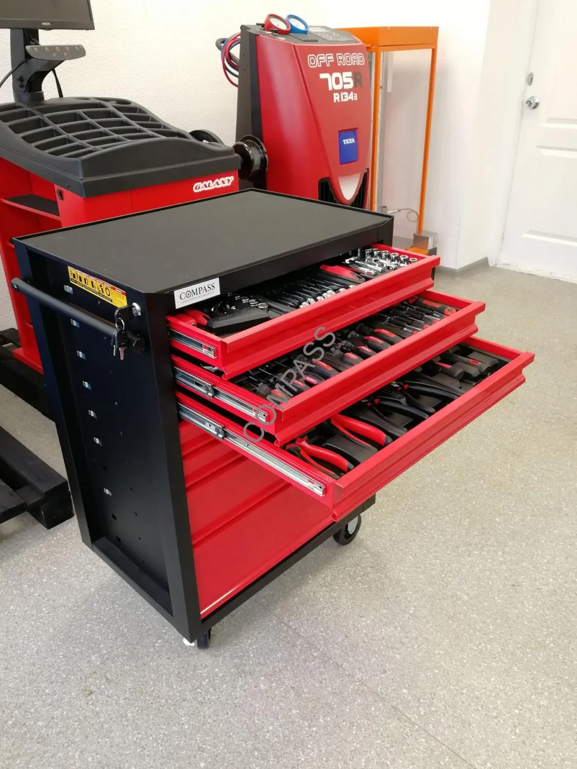 Подкатная тележка 7 ящиков, 101 предмет купить